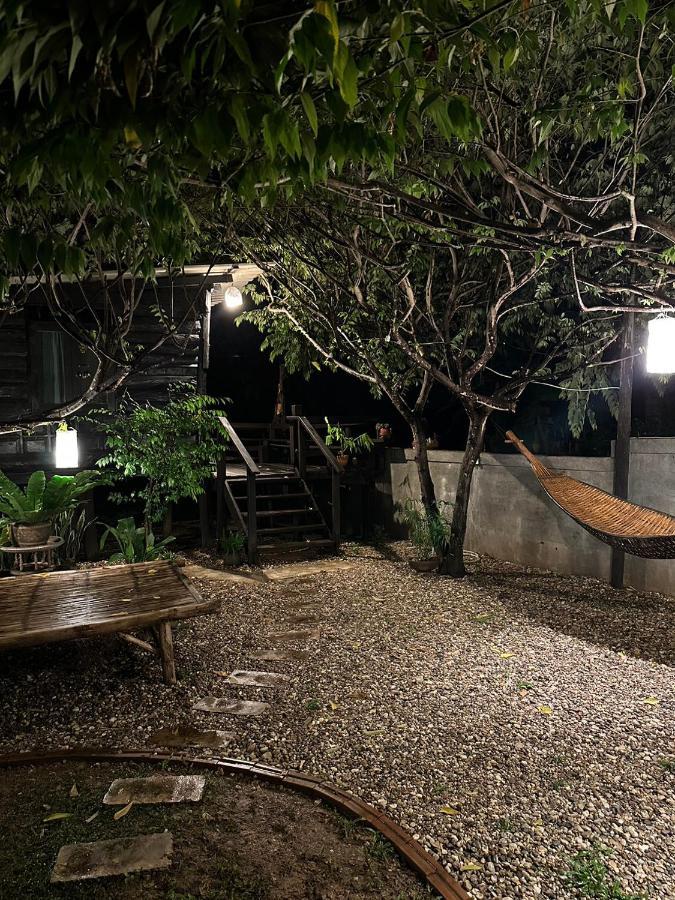 The Legend Homestay. Mae Ai Exterior photo