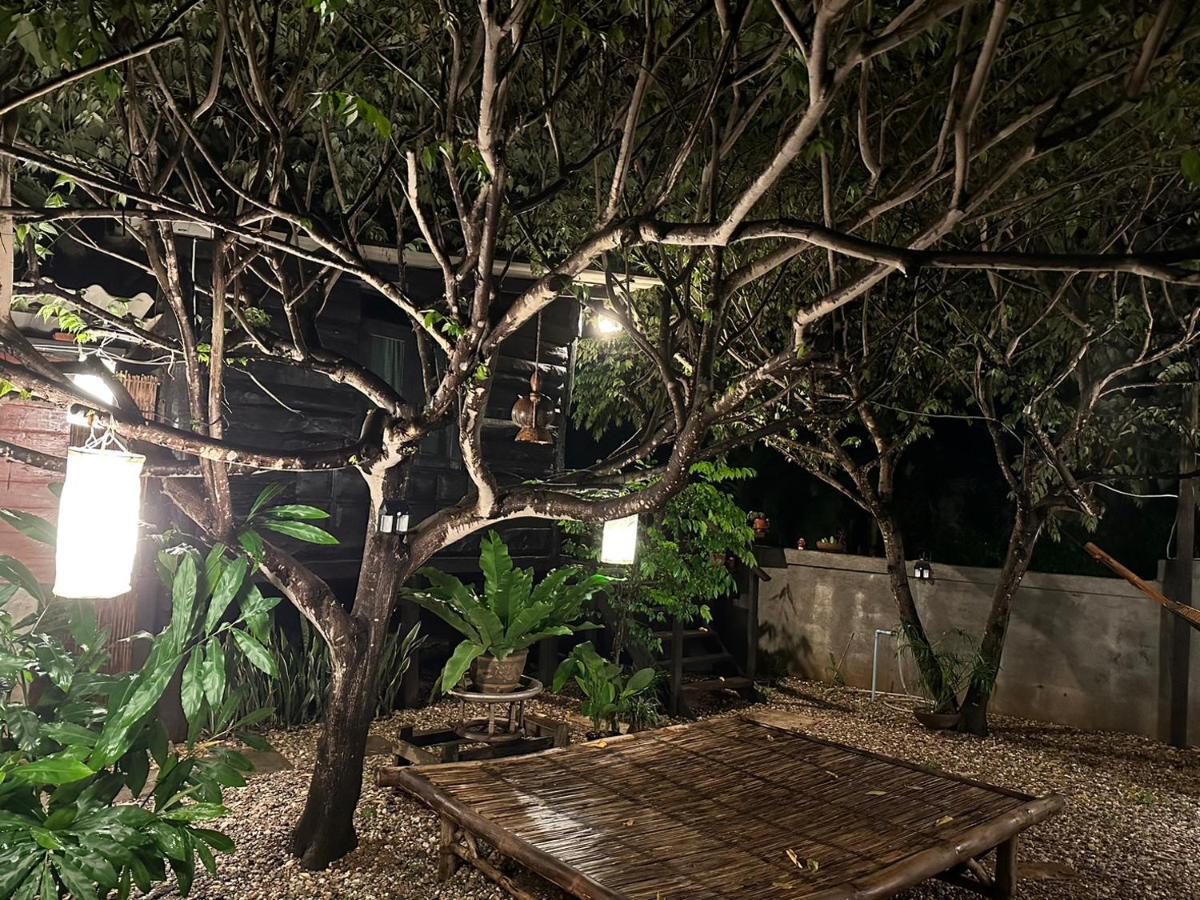 The Legend Homestay. Mae Ai Exterior photo