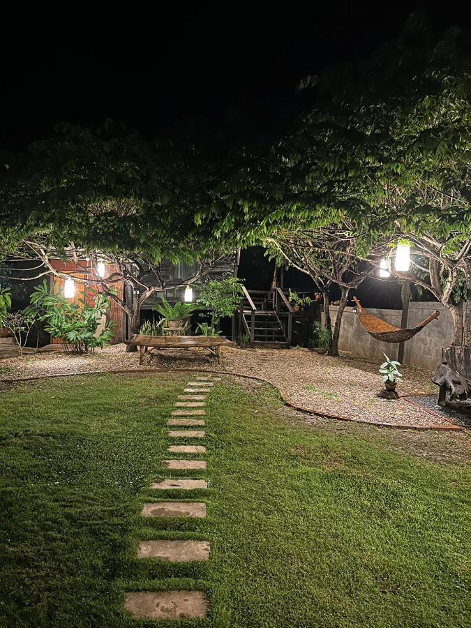 The Legend Homestay. Mae Ai Exterior photo