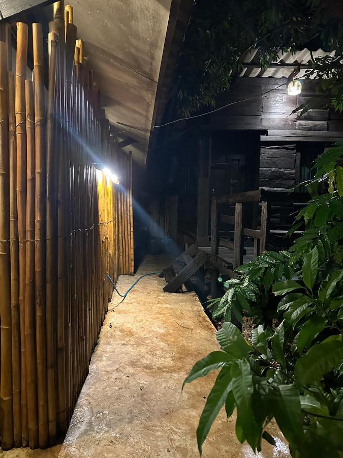 The Legend Homestay. Mae Ai Exterior photo