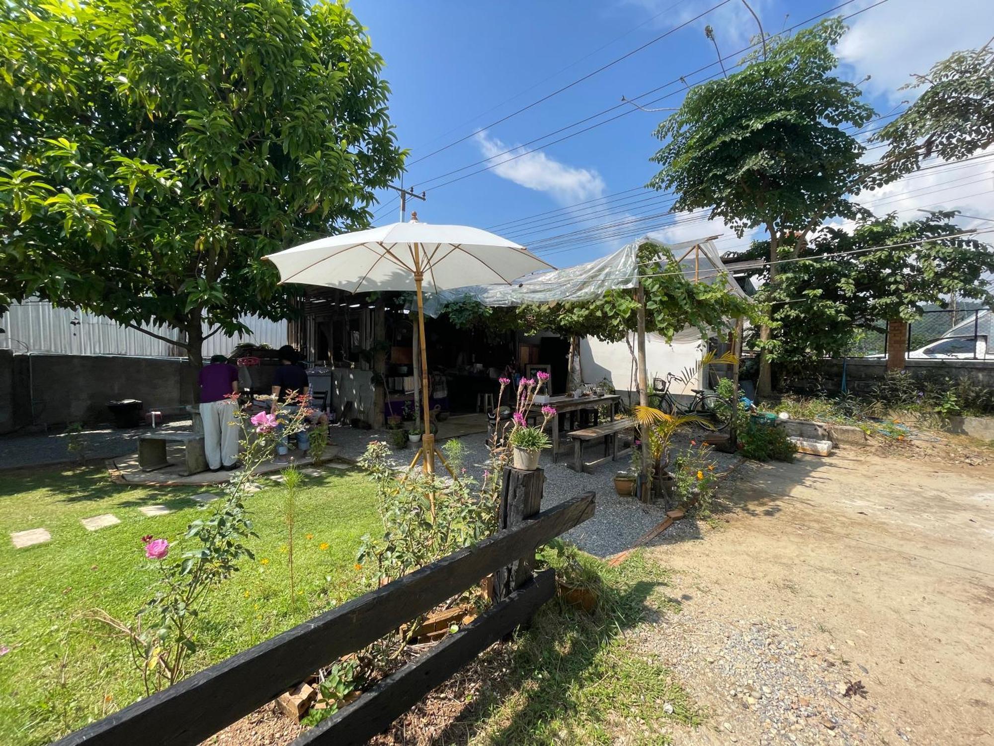 The Legend Homestay. Mae Ai Exterior photo